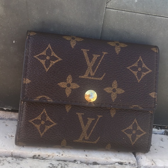 Louis V Womans mini Wallet - Picture 2 of 8